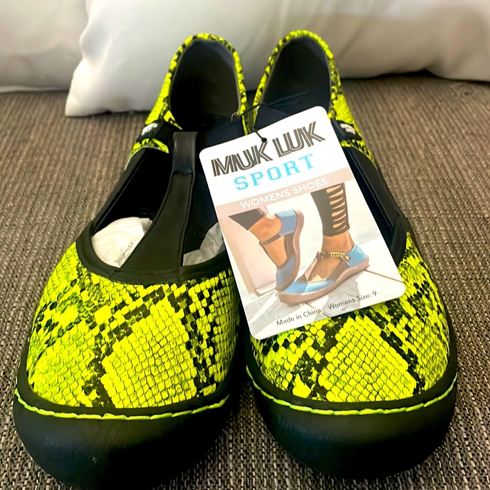 Never worn Muk Luk sport shoes